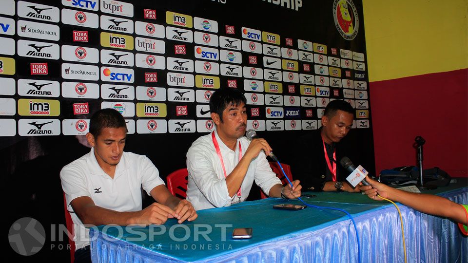 Nil Maizar (tengah). Copyright: &copy; Taufik Hidayat/INDOSPORT
